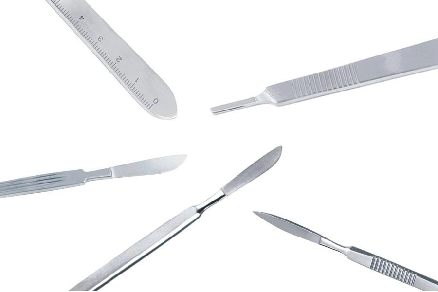  Scalpels